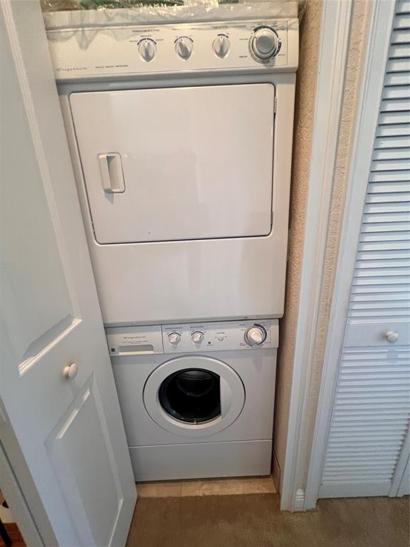 3014 Waterside Circle Boynton Beach, FL 33435 - Photo 12 of 40 a close up view of washer and dryer