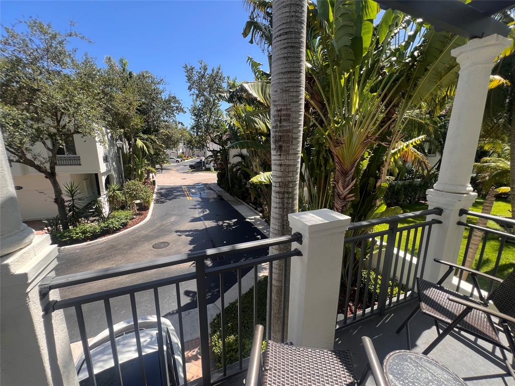 3014 Waterside Circle Boynton Beach, FL 33435 - Photo 34 of 40 a view of an outdoor sitting area