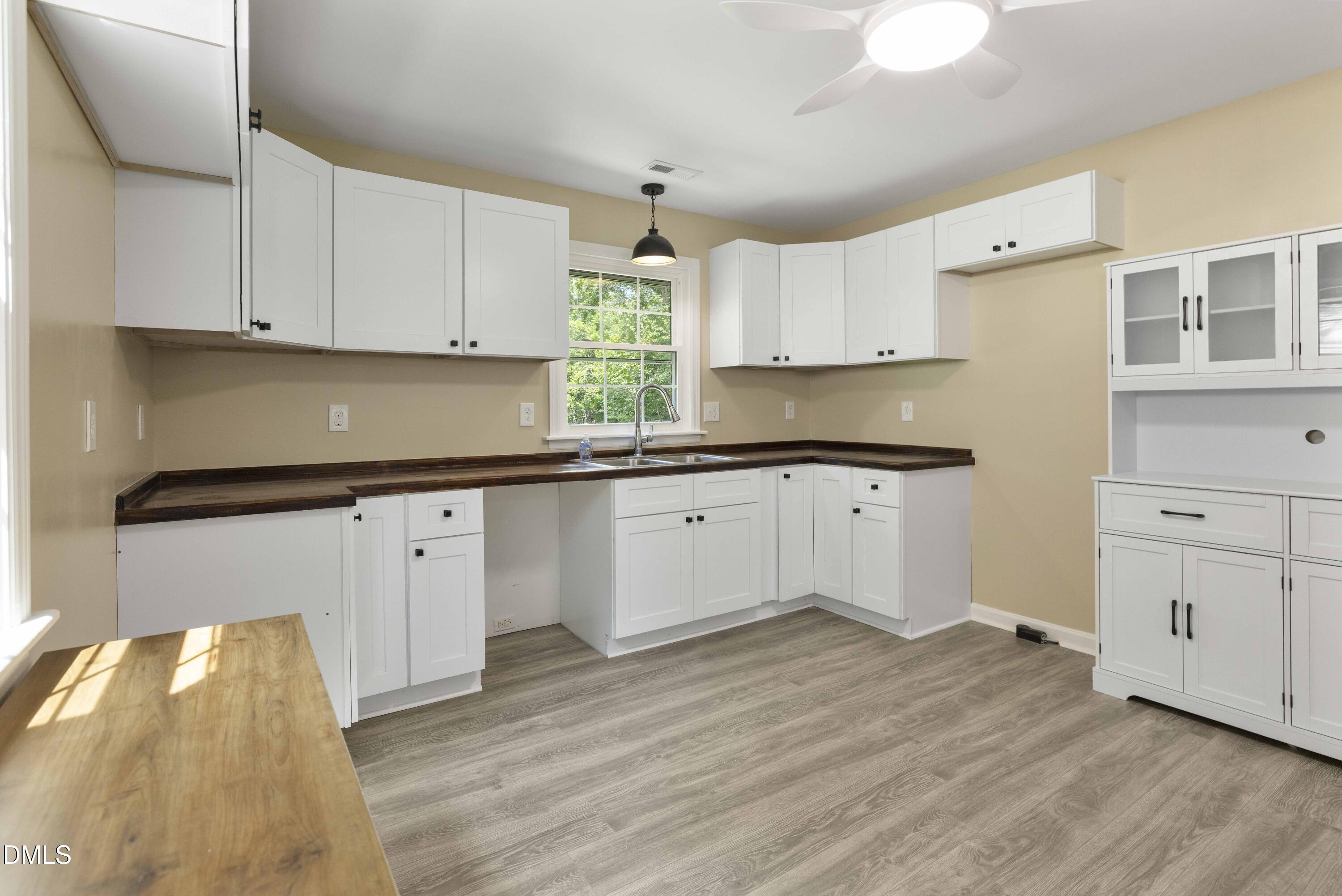 437 Woodsdale Road Roxboro, NC 27573 - Photo 16 of 32