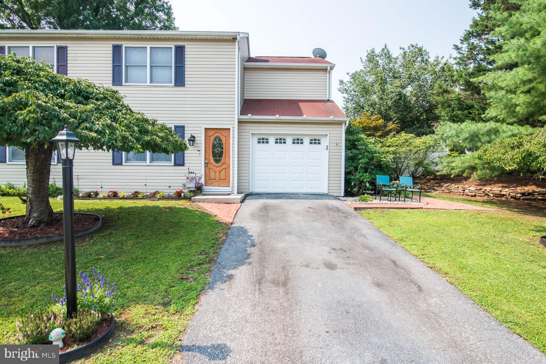 190 Boxwood Road Manchester, PA 17345 - Photo 2 of 34 Gallery Image 2