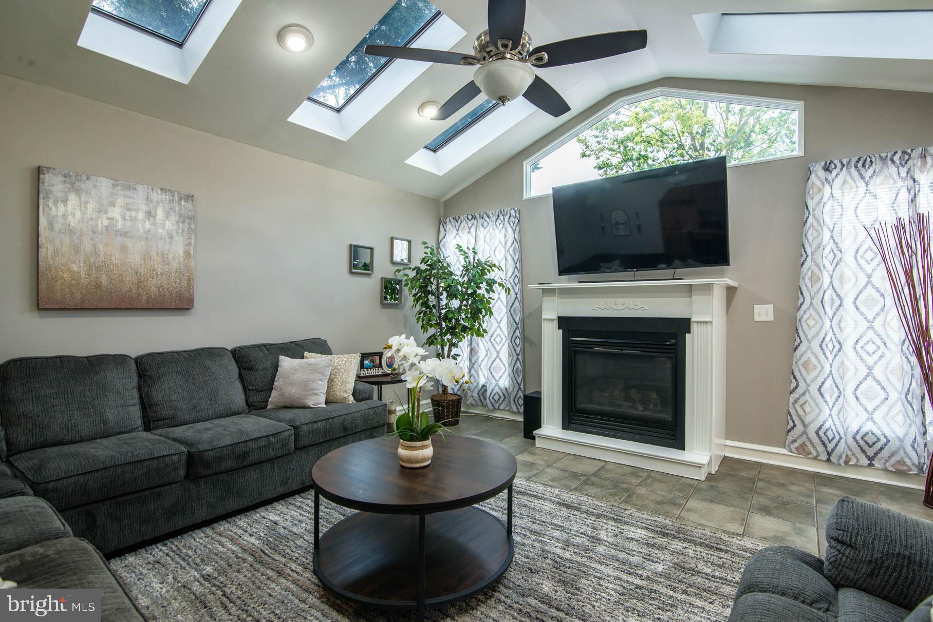 190 Boxwood Road Manchester, PA 17345 - Photo 11 of 34 Gallery Image 11