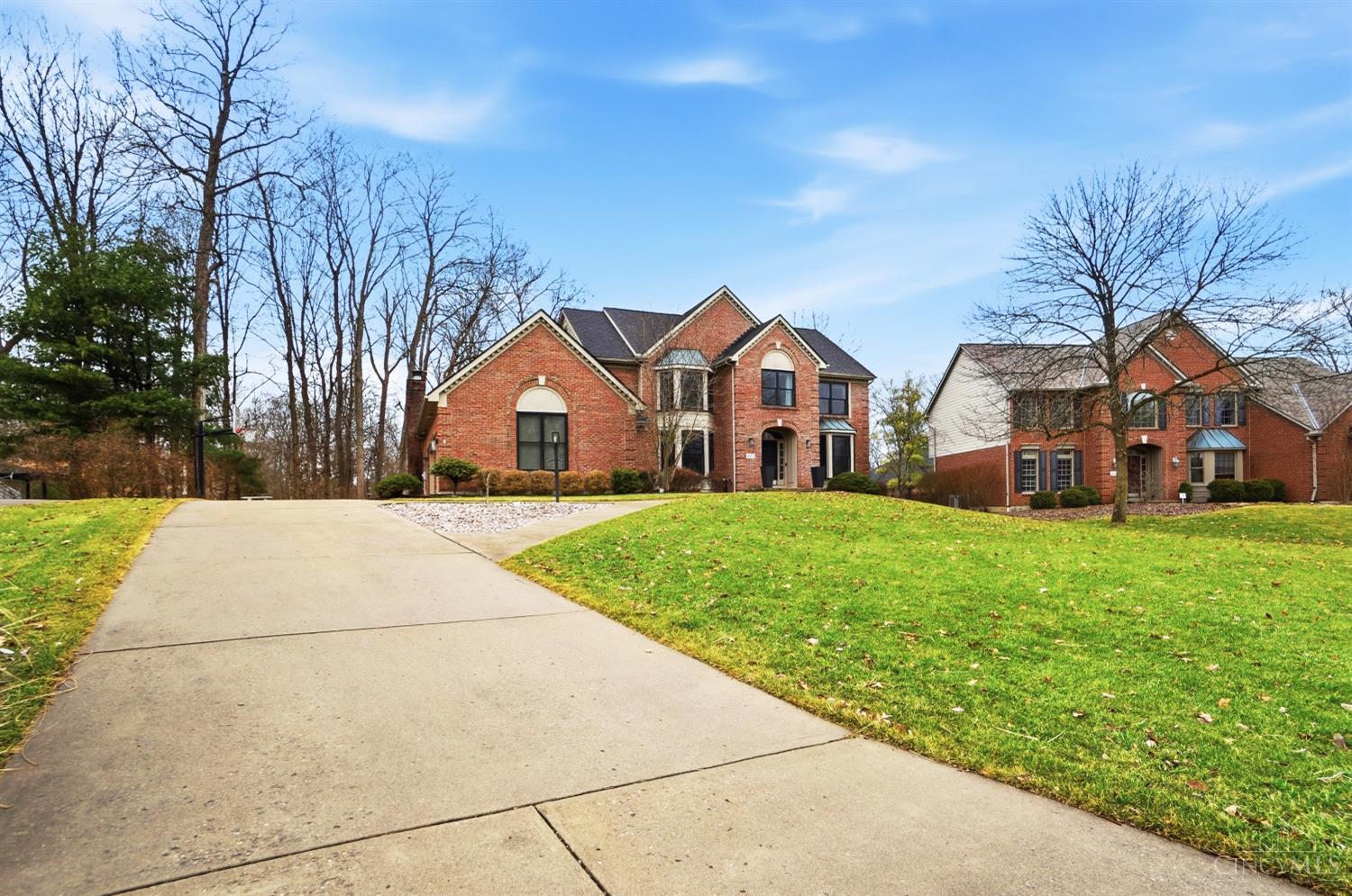 862 Miami Ridge Drive Loveland, OH 45140 - Photo 4 of 91