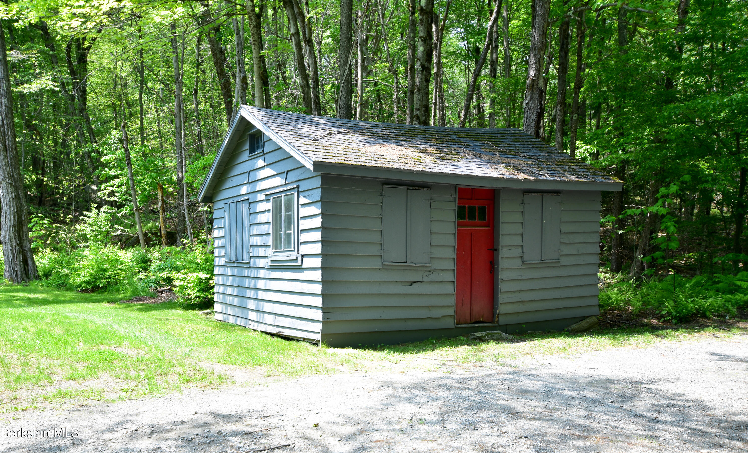 162 Ymca Road Becket, MA 01223 - Photo 11 of 53 DSC_2594-2