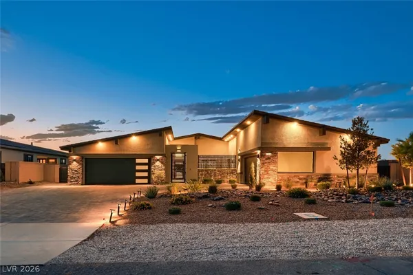 $1,875,000 | 8310 West Camero Avenue, Las Vegas, NV 89113