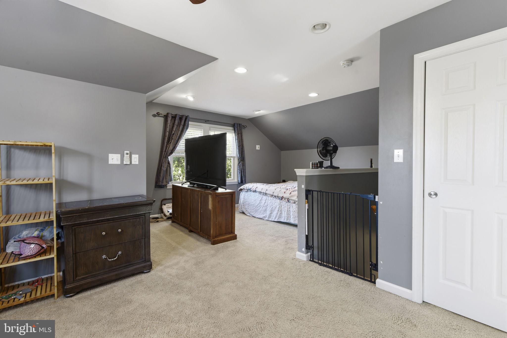 4413 Maple Avenue Baltimore, MD 21227 - Photo 17 of 30