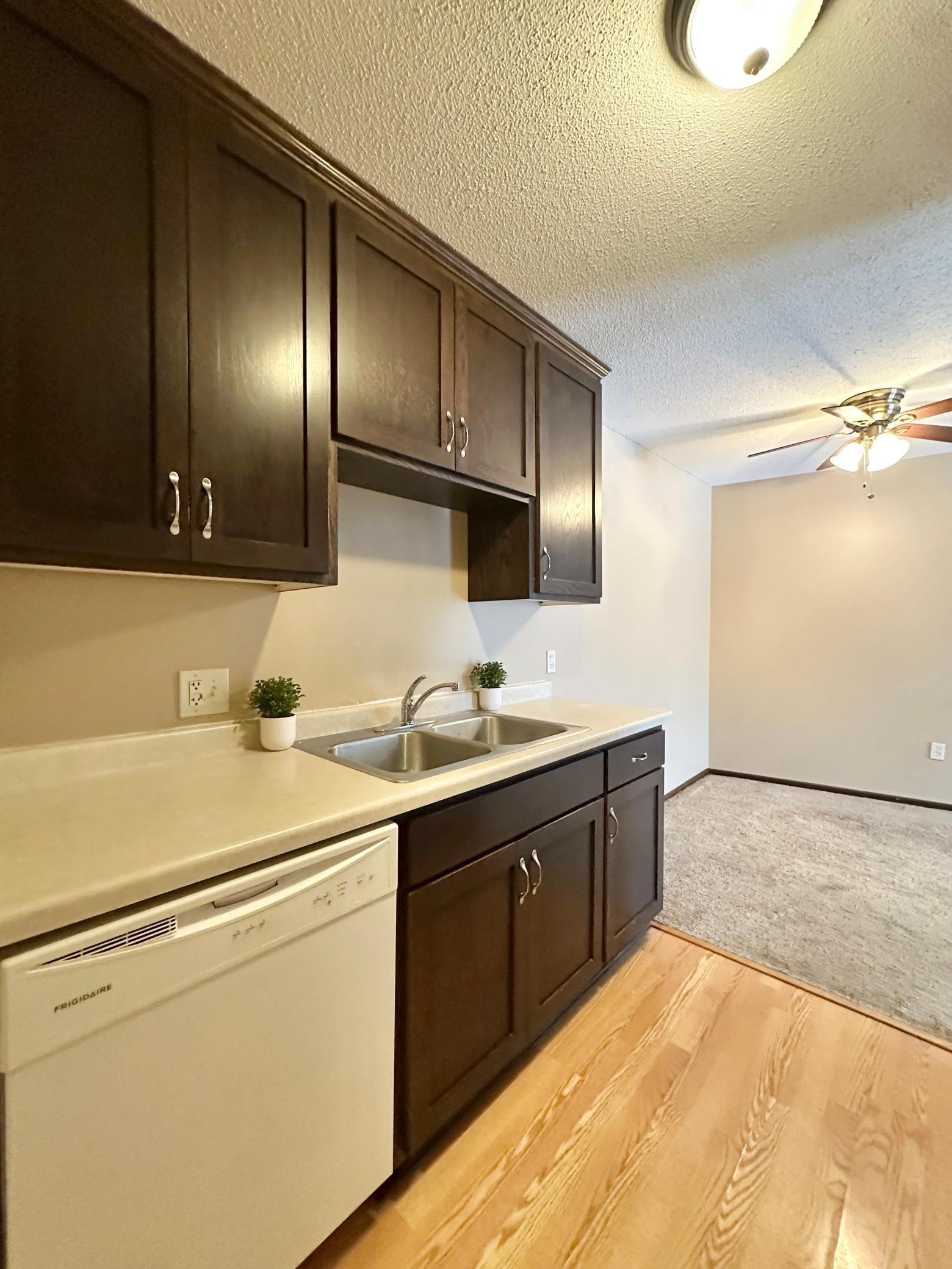 1640 Highway 36 West, Unit 345 St. Paul, MN 55113 - Photo 16 of 37