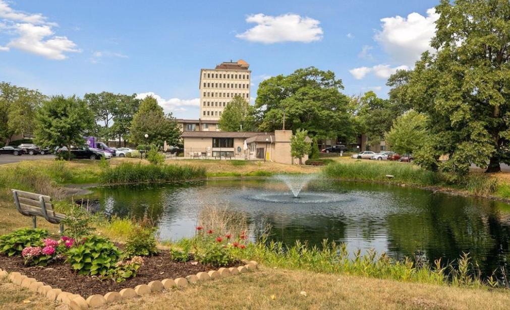 1640 Highway 36 West, Unit 345 St. Paul, MN 55113 - Photo 2 of 37