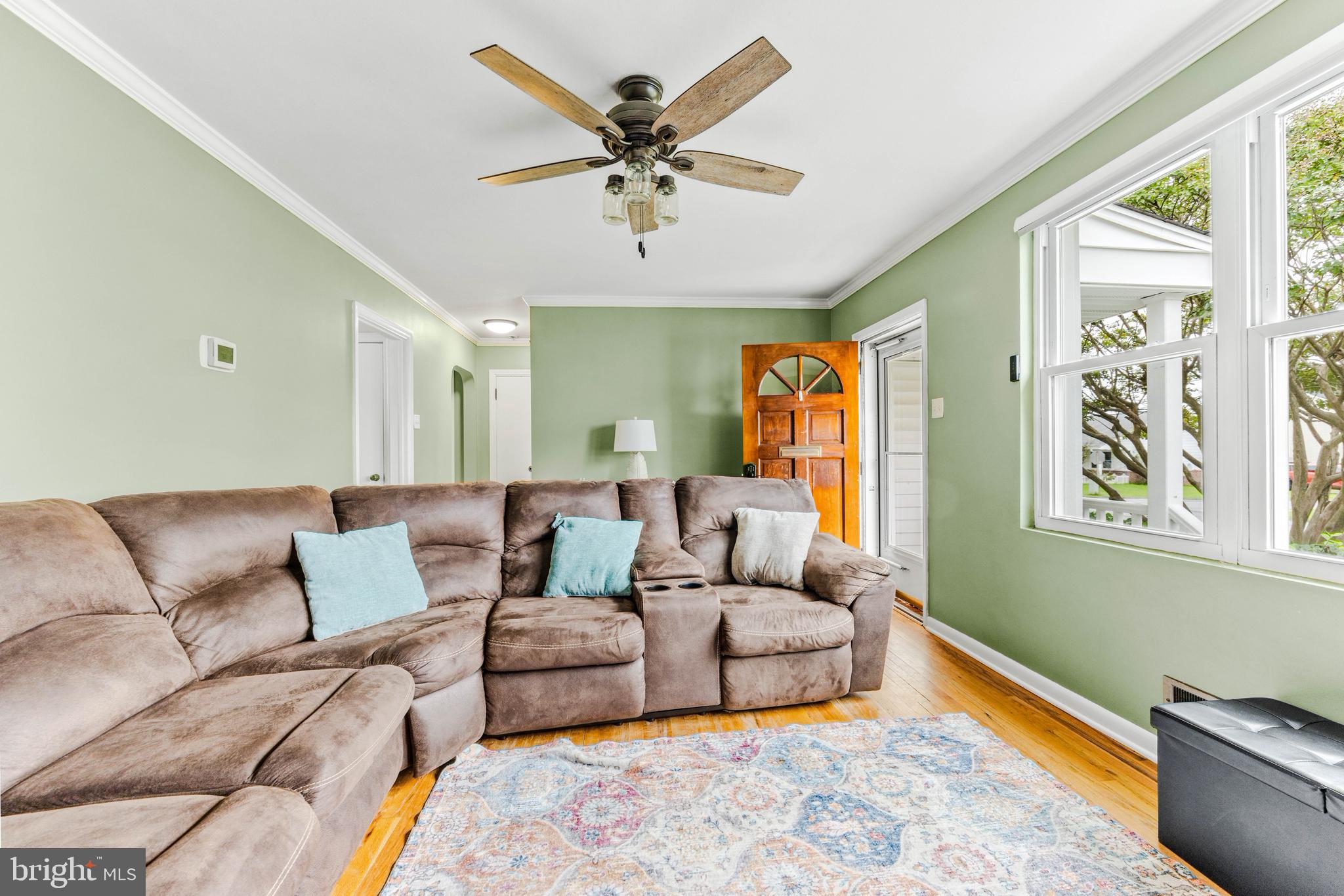 114 Montrose Road Pasadena, MD 21122 - Photo 8 of 45 Gallery Image 8