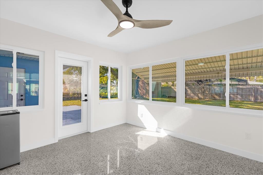 12366 137th Street Largo, FL 33774 - Photo 13 of 46