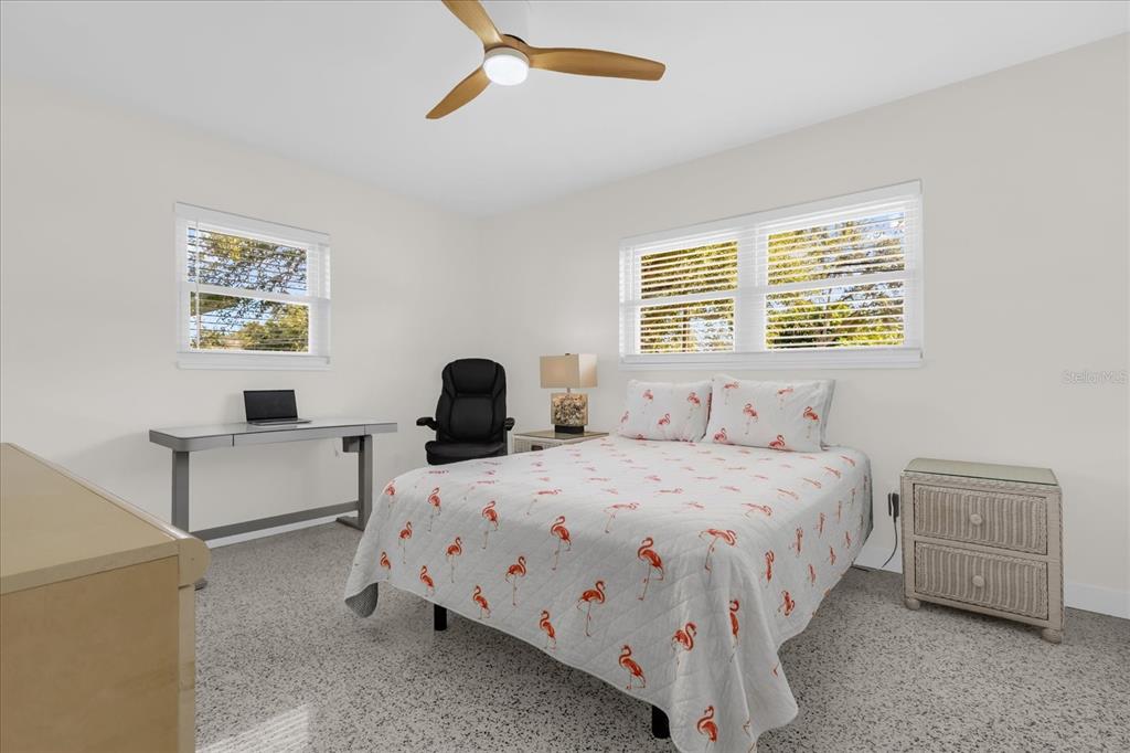 12366 137th Street Largo, FL 33774 - Photo 16 of 46