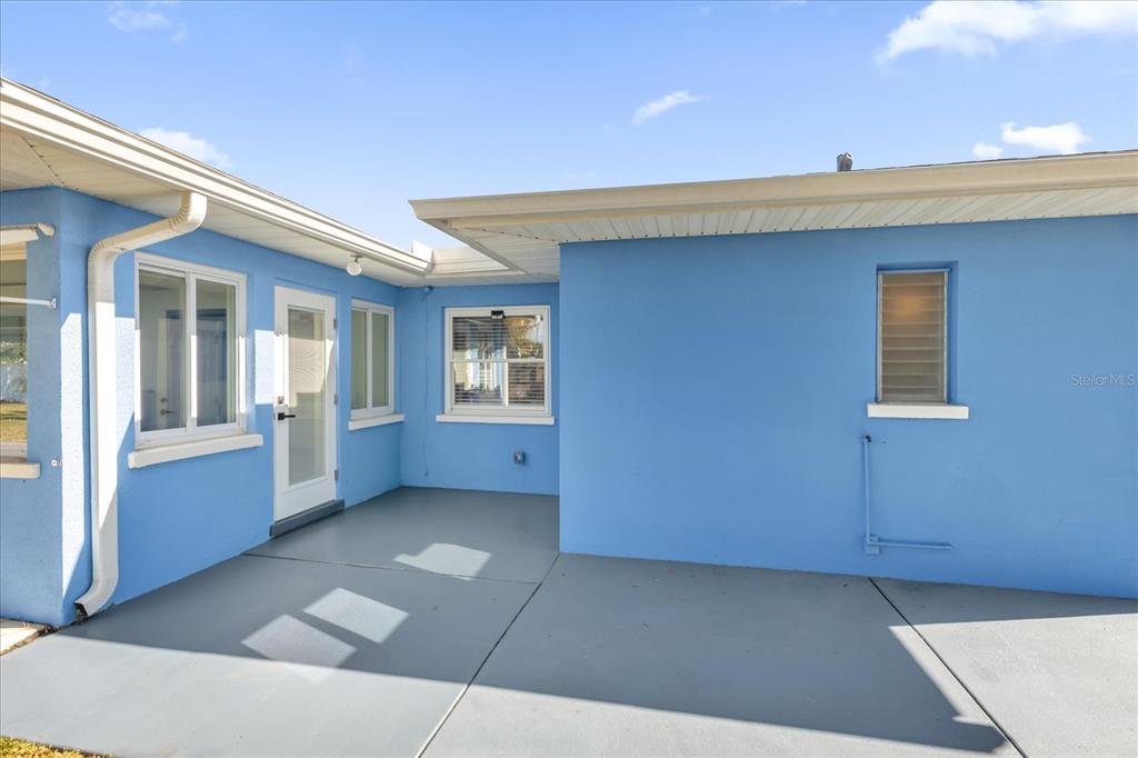 12366 137th Street Largo, FL 33774 - Photo 32 of 46