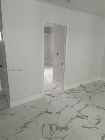 $1,850 | 318 East 21st Street, Unit 2, Hialeah, FL 33010