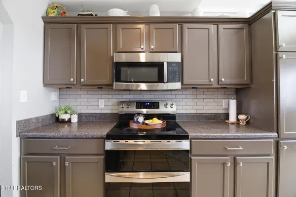 $439,900 | 8436 Reality Lane, Corryton, TN 37721