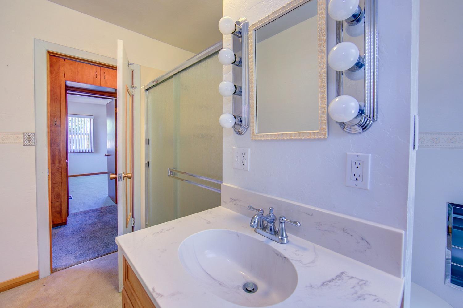 2924 Lower River Road Grants Pass, OR 97526 - Photo 19 of 32 Additional Photo