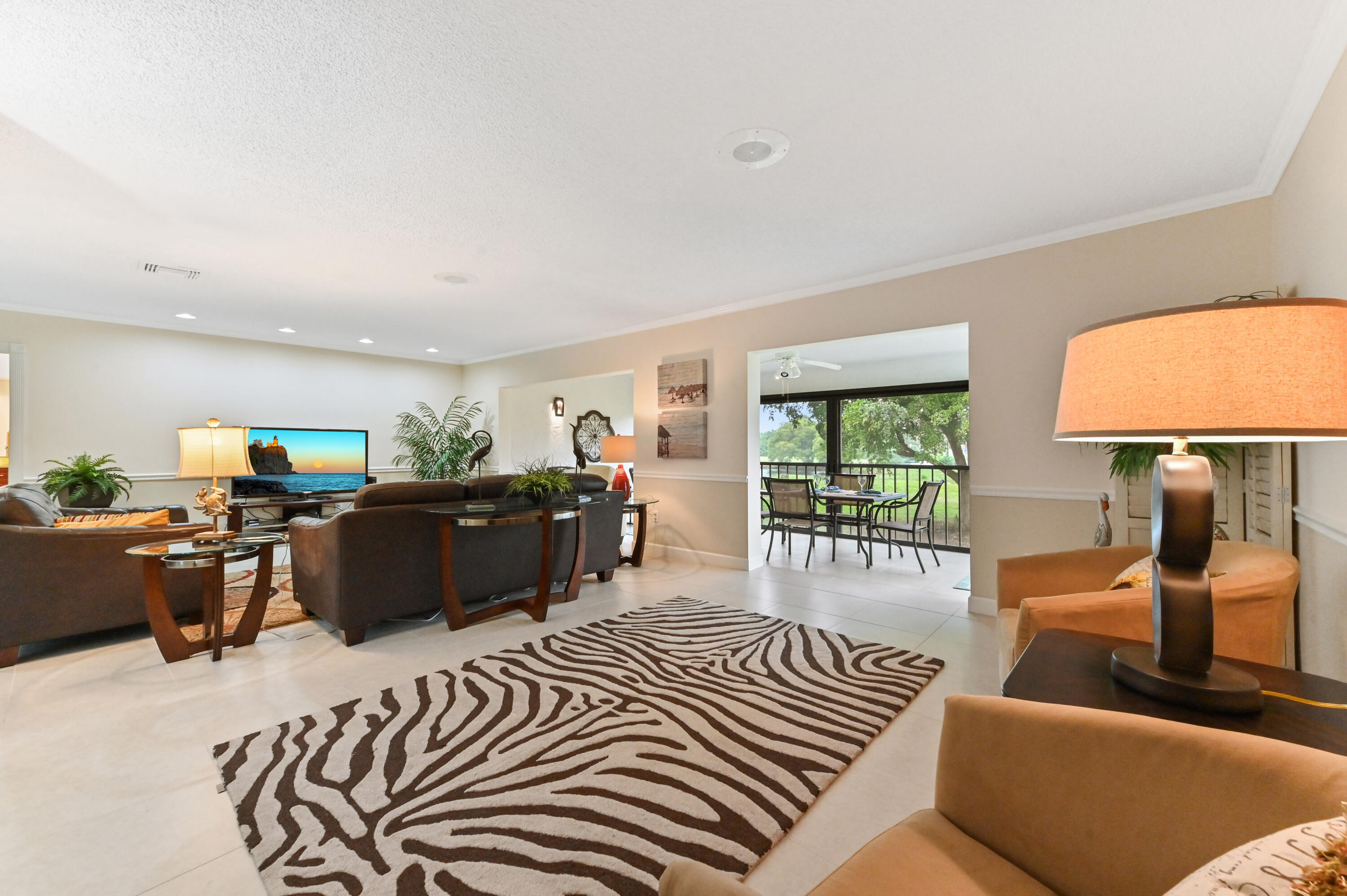 9286 Vista Del Lago, Unit J Boca Raton, FL 33428 - Photo 17 of 34 17 living room 04