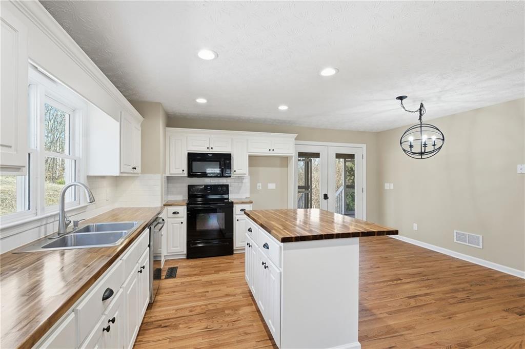 681 Chestatee Point Dawsonville, GA 30534 - Photo 20 of 47