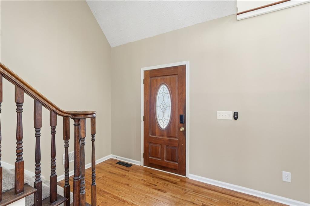 681 Chestatee Point Dawsonville, GA 30534 - Photo 9 of 47