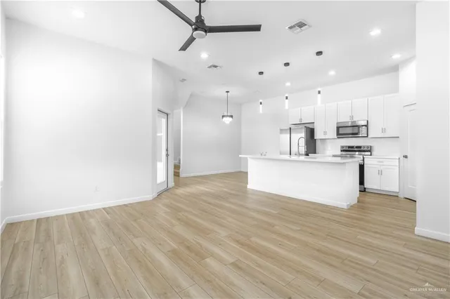 $1,900 | 2605 West Kerria Avenue, McAllen, TX 78501