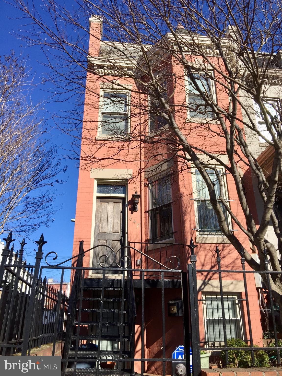647 5th Street Northeast Washington, DC 20002 - Photo 1 of 29 Exquisite End Unit Victorian