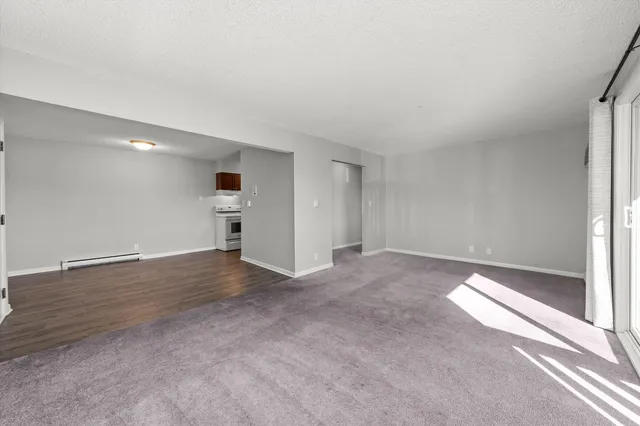 $1,600 | 609 East 3rd Street, Unit 7, Lockport, IL 60441