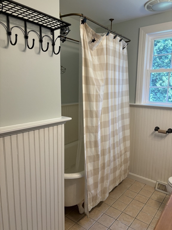 1297 Susan Road North Dighton, MA 02764 - Photo 8 of 22 Gallery Image 8