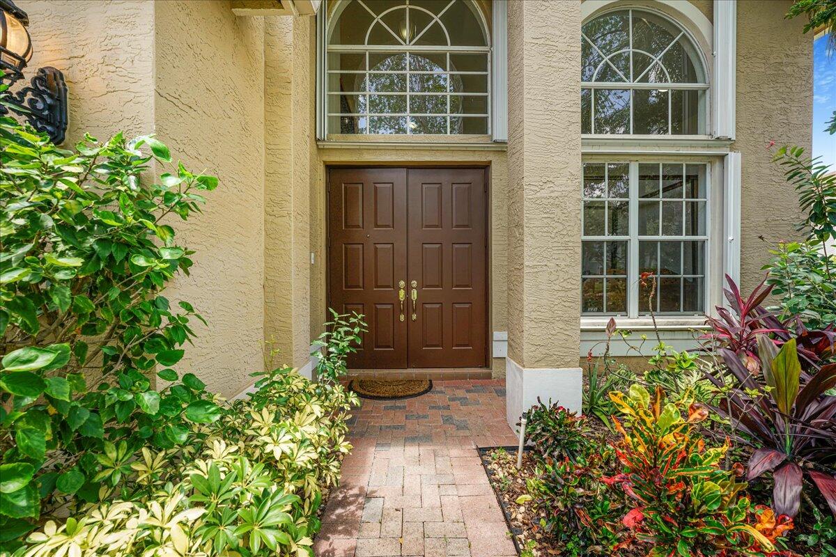 19059 Skyridge Circle Boca Raton, FL 33498 - Photo 9 of 40 front view of a house