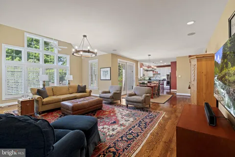 $1,995,000 | 309 Durham Drive, Villanova, PA 19085