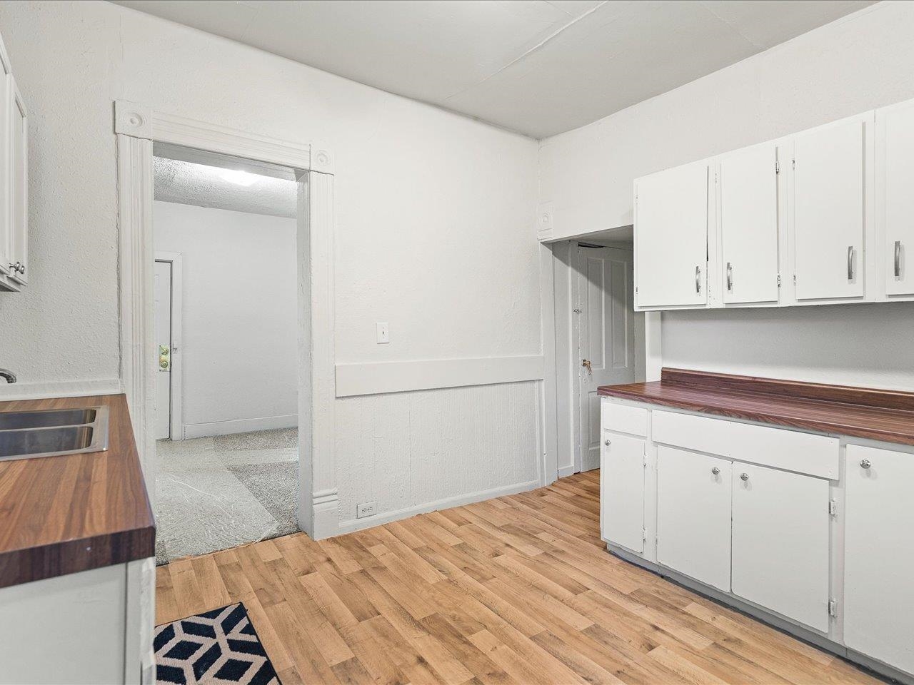 1227 Chestnut Street Rockford, IL 61102 - Photo 13 of 27