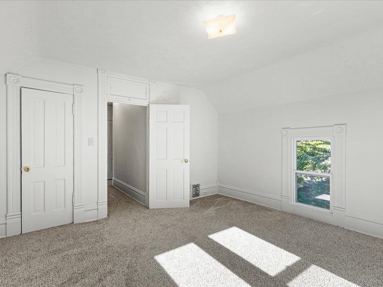 1227 Chestnut Street Rockford, IL 61102 - Photo 18 of 27