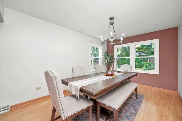 $389,000 | 41 Lockman Circle, Elgin, IL 60123