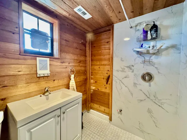 $2,950 | 1514 North Federal Highway, Unit 2, Lake Worth Beach, FL 33460