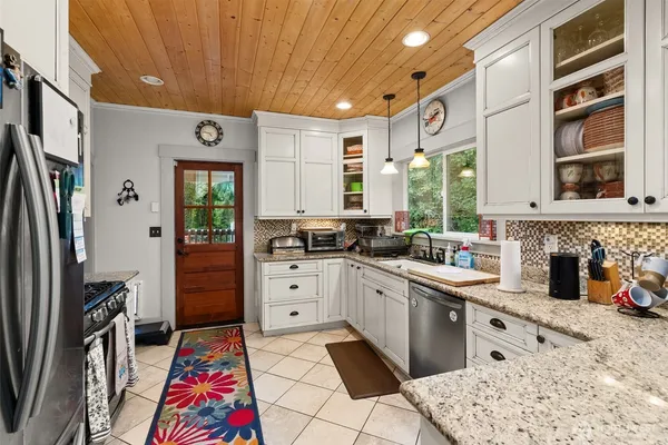 $640,000 | 505 South 8th Street, Shelton, WA 98584