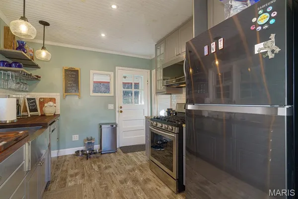 $810,000 | 0 V Highway, Thayer, MO 65791