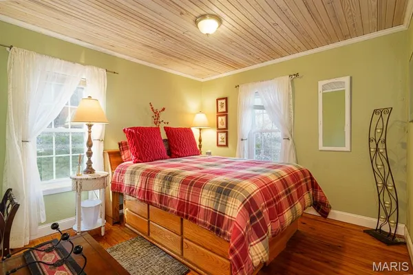 $810,000 | 0 V Highway, Thayer, MO 65791