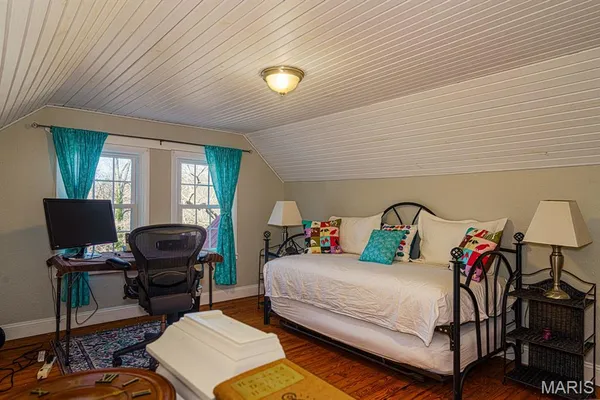 $810,000 | 0 V Highway, Thayer, MO 65791