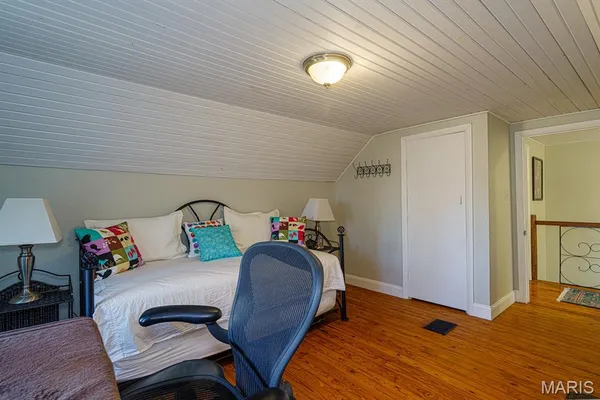 $810,000 | 0 V Highway, Thayer, MO 65791