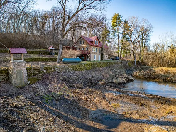 $810,000 | 0 V Highway, Thayer, MO 65791