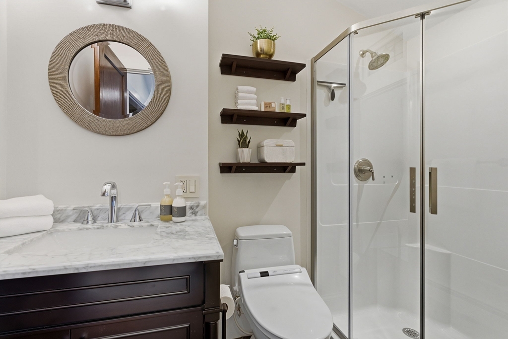 47 Emerson Street Wakefield, MA 01880 - Photo 18 of 42