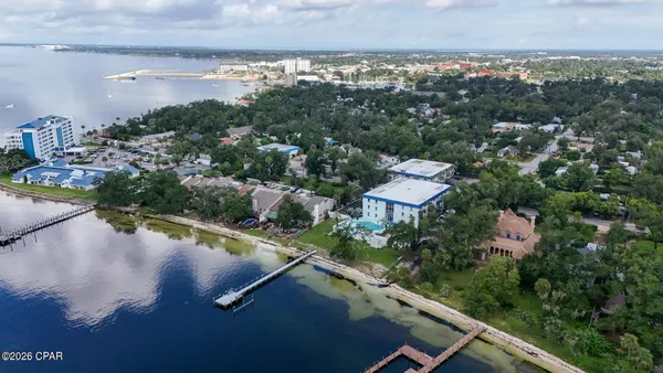 $1,800 | 316 Cherry Street, Unit 24, Panama City, FL 32401