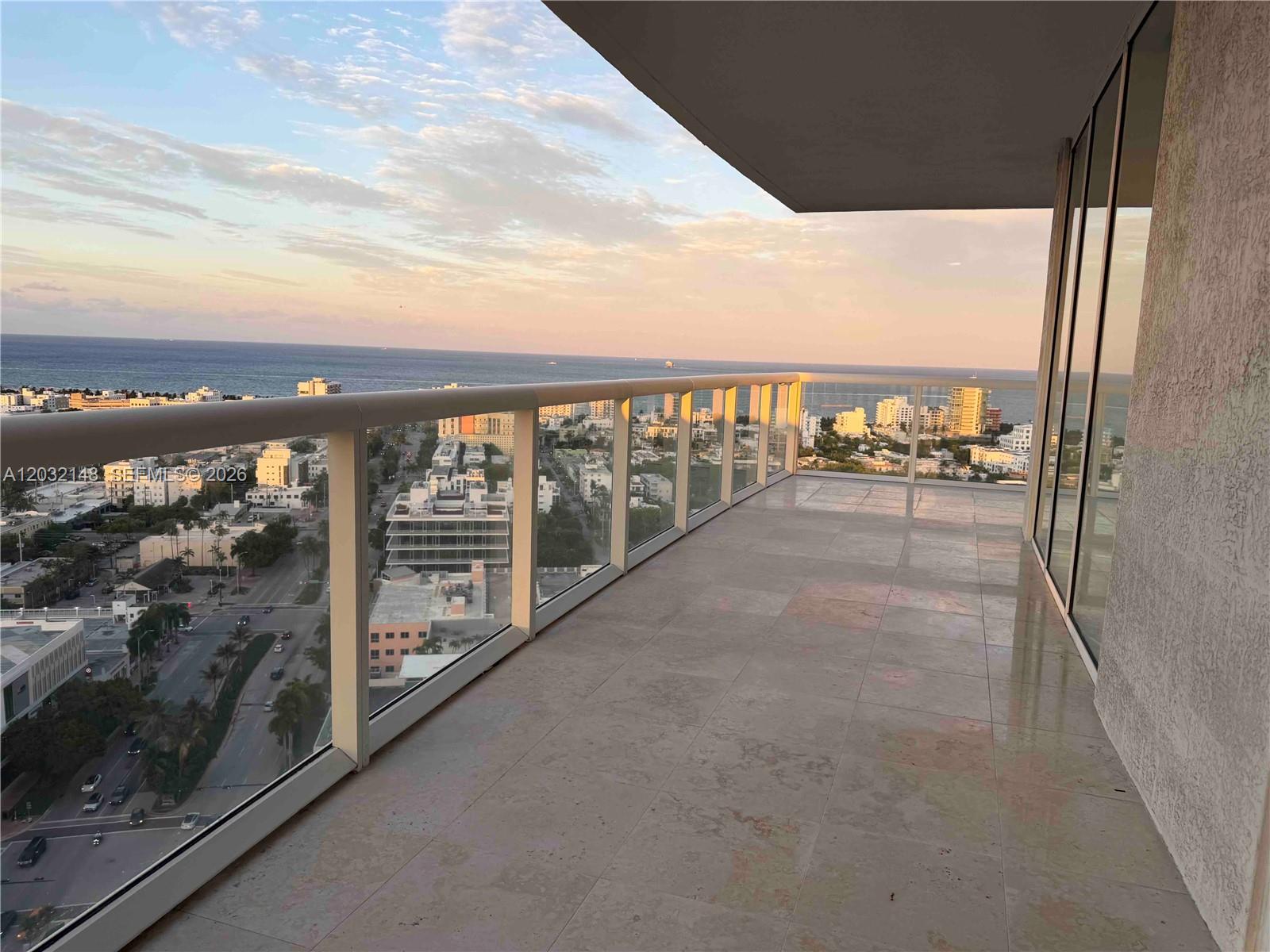 450 Alton Road, Unit 2610 Miami Beach, FL 33139 - Photo 19 of 38
