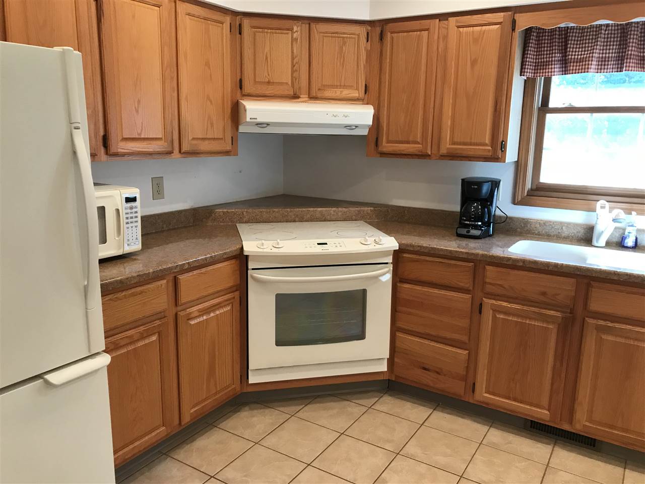 5372 South Fairfax Road Bloomington, IN 47401 - Photo 14 of 28 Gallery Image 14