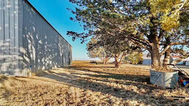 $285,000 | 1368 Farm To Market Road 3141, Tulia, TX 79088