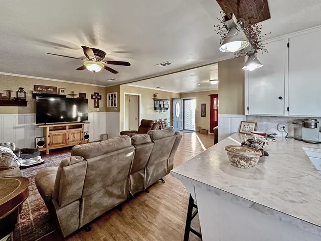 $285,000 | 1368 Farm To Market Road 3141, Tulia, TX 79088