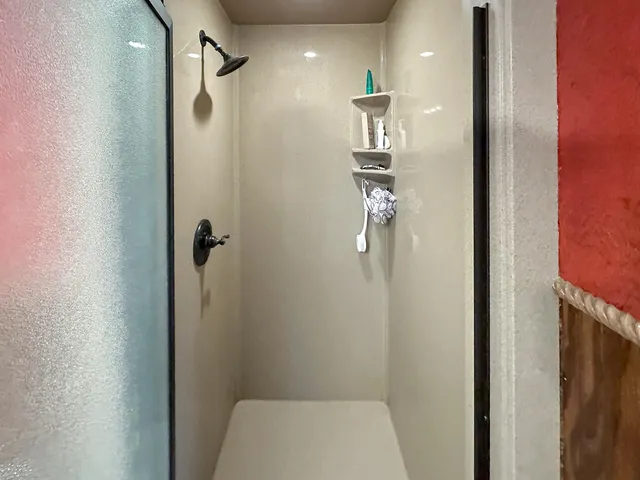 $285,000 | 1368 Farm To Market Road 3141, Tulia, TX 79088