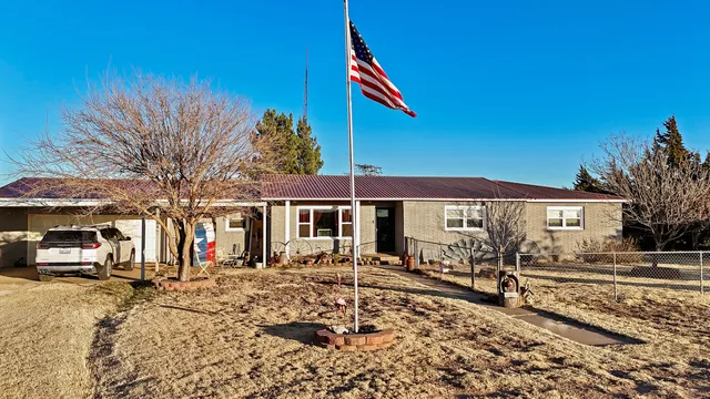 $285,000 | 1368 Farm To Market Road 3141, Tulia, TX 79088