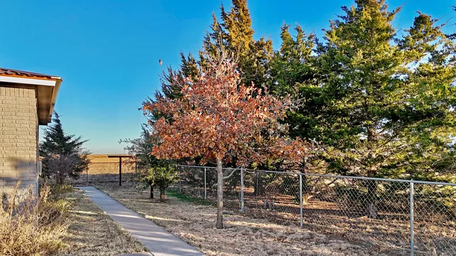 $285,000 | 1368 Farm To Market Road 3141, Tulia, TX 79088