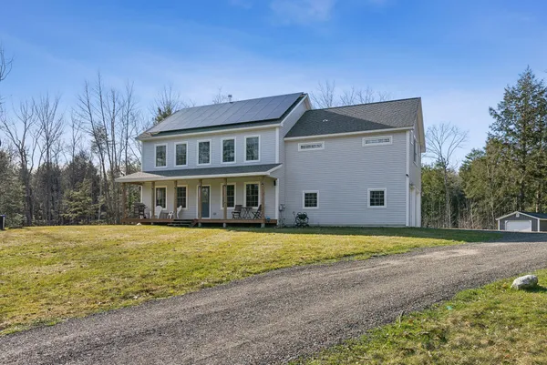 $1,295,000 | 5 Harmony Way, Falmouth, ME 04105
