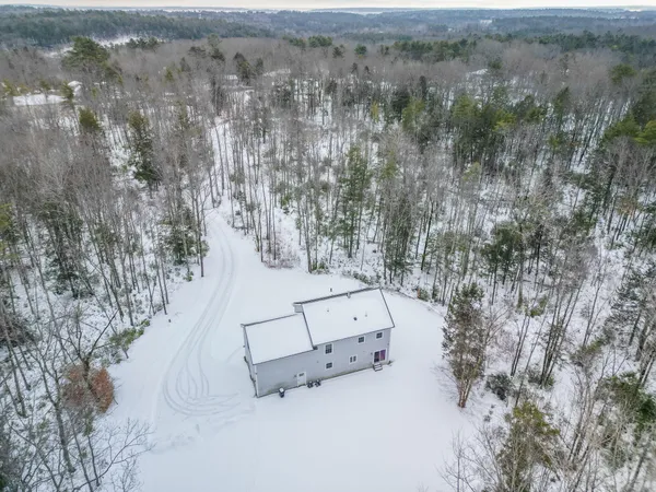 $1,295,000 | 5 Harmony Way, Falmouth, ME 04105