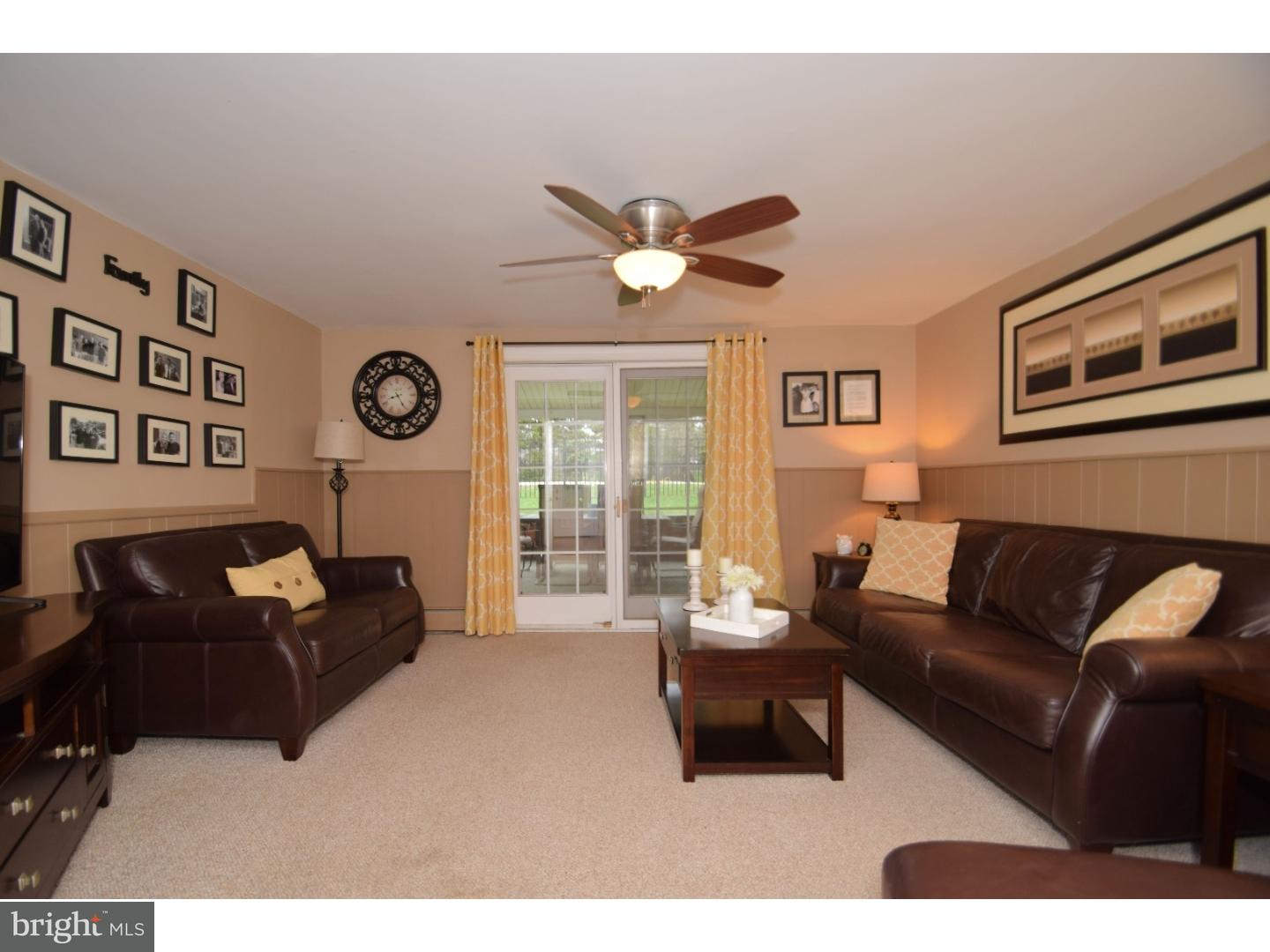 49 Starling Road Southampton, PA 18966 - Photo 11 of 25 Family Room