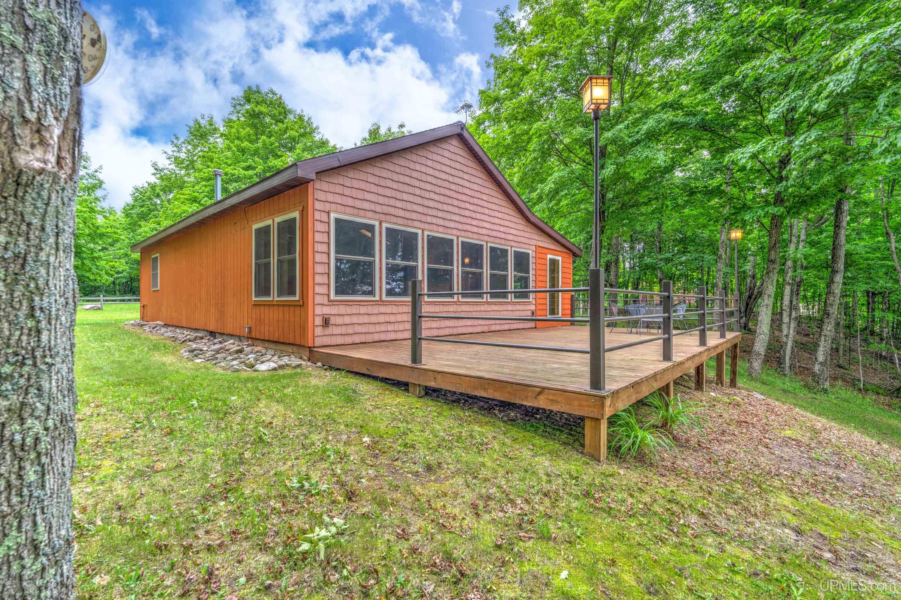 1397 North Chip Lake Road Germfask, MI 49836 - Photo 4 of 54 Gallery Image 4